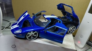 激安スタート！ 改造車！ スケール 1/24 FORD GT 2005年 ！ フォード！ 世界の名車