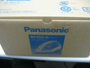 中古美品 スチームアイロン Panasonic NI-S55-A *35700
