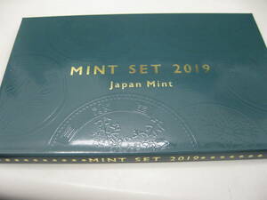 古銭 MINT SET 2019 令和元年 ミントセット 貨幣セット 額面 666円 記念硬貨 記念貨幣 保管品 *35837