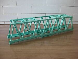  yellow green large iron . Plarail large iron . scene parts emerald green under parts none 