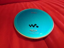 【SONY】D-NE730 CD WALKMAN PORTABLE CD PLAYER RM-MC53EL ソニー　CD ウォークマン　ポータブル　CDプレーヤー リモコン_画像3