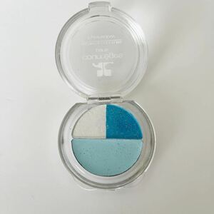  Courreges * eyeshadow Trio * eyeshadow * I color *BL1* blue group * regular price 1320 jpy 