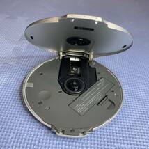 SONY D-NE10 ソニー walkman CDプレーヤー CDウォークマン MP3対応 ジャンク_画像3