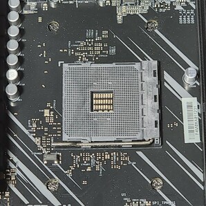 ASRock X570 PHANTOM GAMING4 IOパネル付属 Socket AM4 ATXマザーボード RYZEN5000シリーズ対応 最新Bios 動作確認済 PCパーツの画像3