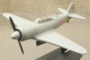 ★ソビエト　ヤコブレフ Yak-11 ムース　1/80 912034