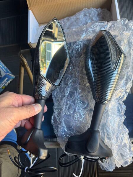 ☆カーボン調バイク用ミラー 汎用 未使用(開封のみ)☆