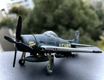 1/144 F8F Bearcat FG / エフトイズ F8F ベアキャット ブルーエンジェルス 完成品_画像10