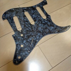 ALLPARTS ( オールパーツ ) ストラト用ピックガード 3plyブラックパール PG-0552-052 Dark Black Pearloid Pickguard for Stratocaster 