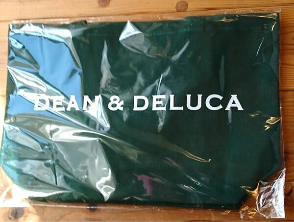 DEAN＆ DELUCA☆ 内ポケ付肩からもかけられる　トートバッグ　Lサイズ　グリーン ディーンアンドデルーカ