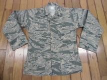 h43 ミリタリー サバゲー 米軍放出品 AIR FORCE 迷彩服 作業服 ジャケット シャツ アメカジ カモフラ コンバット コスプレ 36L Sサイズ_画像1