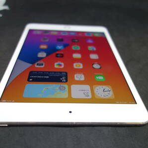 （167）iPad mini4 128GB Wi-Fi シルバー MK9P2J/A Retinaディスプレイ 7.9インチの画像6