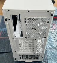 1円スタート Fractal Design Pop Silent White TG Clear Tint ミドルタワー型PCケース FD-C-POS1A-04 未使用_画像5