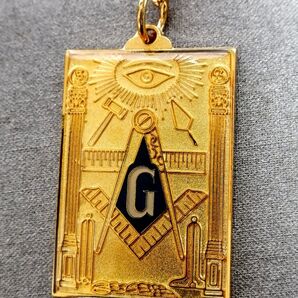フリーメイソン キーホルダー★韓国製★とても美しい★金メッキ★樹脂コーティング★秘密結社★