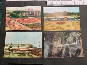北朝鮮の絵はがき　未使用3枚と、北朝鮮のハガキサイズ立体視カード　使用済み1　計4枚　絵葉書
