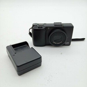杉本1月No.176 カメラ RICOH リコー GR Digital III 動作未確認 バッテリー付属 ブラック コンパクトデジタルカメラ 