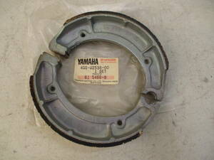 *158 YAMAHA Yamaha original part 4G0-W2536-00 brake shoe set XS250 XS400? that time thing unused goods parts brake shoe 