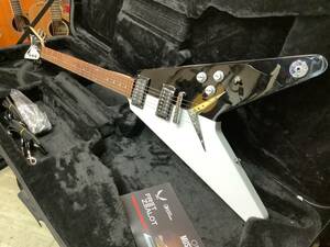 最終入荷　マイケルシェンカー　Black & White フライングV DEAN MICHAEL SCHENKER STANDARD (Black and White)