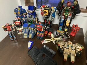 【ジャンク】スーパー戦隊 パーツ マスクマン ダイレンジャー カクレンジャー 変身 武器 まとめ売り　超大量