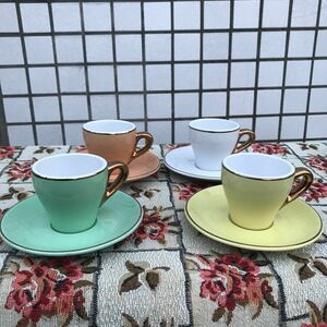 BFC BOTANY カップ&ソーサーセット　4色セット　デミタスカップ　レトロホワイト　グリーン　ピンク　イエローの4色