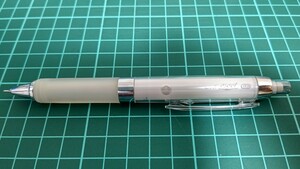 三菱鉛筆 uni クルトガアルファゲル パールホワイト