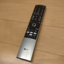 美品 LG マジックリモコン 2022年製 LG TV 対応 MR22GJ シルバー テレビリモコン エルジー リモコン 展示品　_画像10