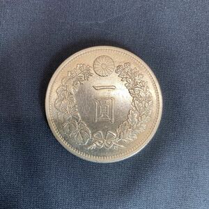 新一圓銀貨 明治十三年 重量26.84g 直径約38.62ｍｍ 古銭 旧硬貨 龍 現状品