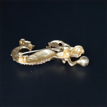 [BROOCH] Gold Pearl Mermaid パール クリスタルCZ マット ゴールド ビューティフル マーメイド 人魚 ブローチ (ペンダント トップ) _画像5