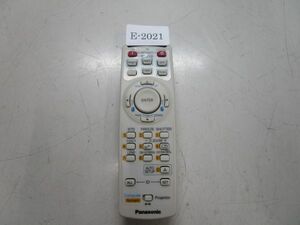 Panasonic 670988 リモコン 通電/信号送信のみ確認済　管理番号E-2021