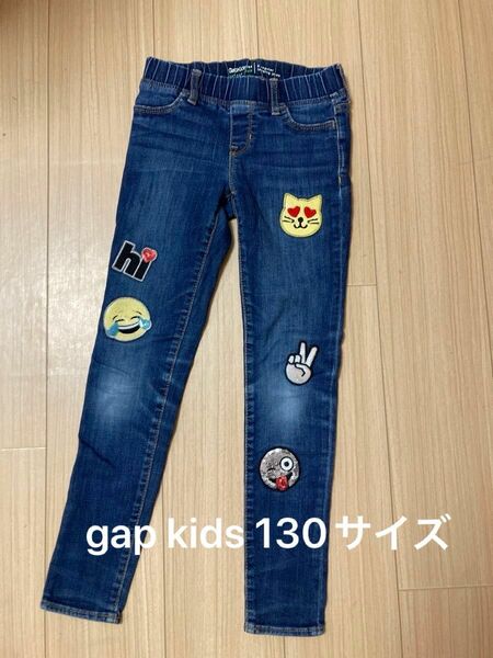 gap キッズ　130サイズ　ジーンズ　ワッペン　かわいい