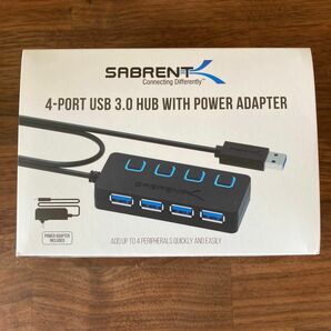 SABRENT USBハブ　電源付き　LED電源スイッチ搭載