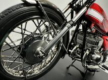 HASEGAWA 1/12 KAWASAKI 500SS MACHⅢ H1 後期型 塗装済完成品 タミヤディスプレイケースD付き！_画像7