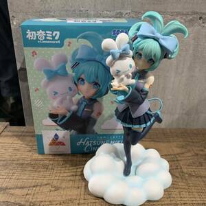 ☆開封品 初音ミク×シナモロール Luminasta ルミナスタ フィギュア 1G-081