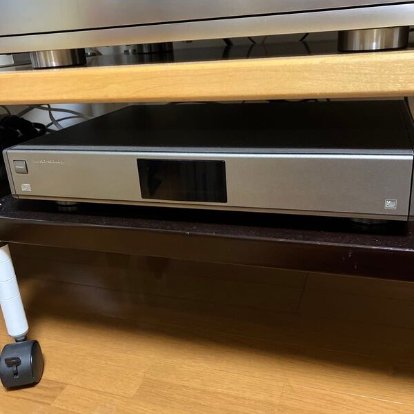 marantz CM1040