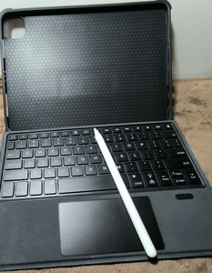 送料無料　ipad pro11インチ用　キーボードカバー　充電ペン付き　