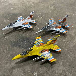 【A-52】F-16A FLY TIGER 313 フライタイガー 戦闘機 ジェネラル・ダイナミクス おもちゃ 玩具 全長19㎝