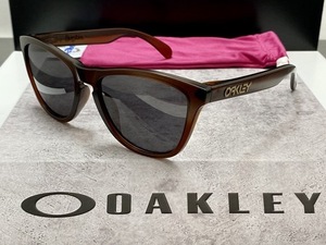 偏光★OAKLEYオークリー FROGSKINSフロッグスキン MatteRootbeer/Goldゴールド/ブラックミラーPOLARIZED USA製サングラス 茶色 アジアンFIT