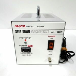 SANYO/サンヨー STEP DOWN TRANSFORMER ステップダウン トランスフォーマー TSD-06E 変圧器 220V→100V②