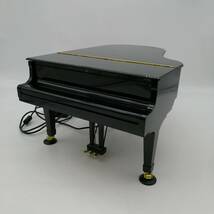 t2636 SEGA TOYS セガトイズ Grand Pianist グランドピアニスト ミニピアノ 自動演奏 演奏モード搭載 楽器 通電確認済み 専用ACアダプタ_画像1