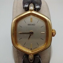 ジャンク SEIKO 1F20-5460 時計 クォーツ_画像1