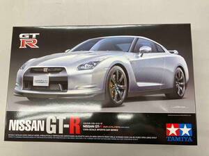 プラモデル タミヤ NISSAN GT-R 1/24 スポーツカーシリーズ No.300