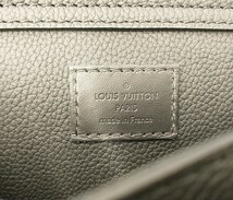 美品 ルイヴィトン LOUIS VUITTON LVアエログラム バムバッグ 機番なし レザー ブラック ウエストポーチ ボディバッグ メンズ レディース_画像3