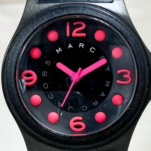 ［ジャンク］ MARC BY MARC JACOBS マークバイマークジェイコブズ MBM2530 クォーツ式 箱、説明書有 腕時計