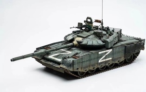 1/35 ロシア陸軍 T-80BVM 主力戦車 組立塗装済完成品 