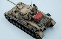 1/35 ドイツ Ⅳ号戦車 G型 北アフリカ戦場 組立塗装済完成品 フィギュア人形4体付き_画像6