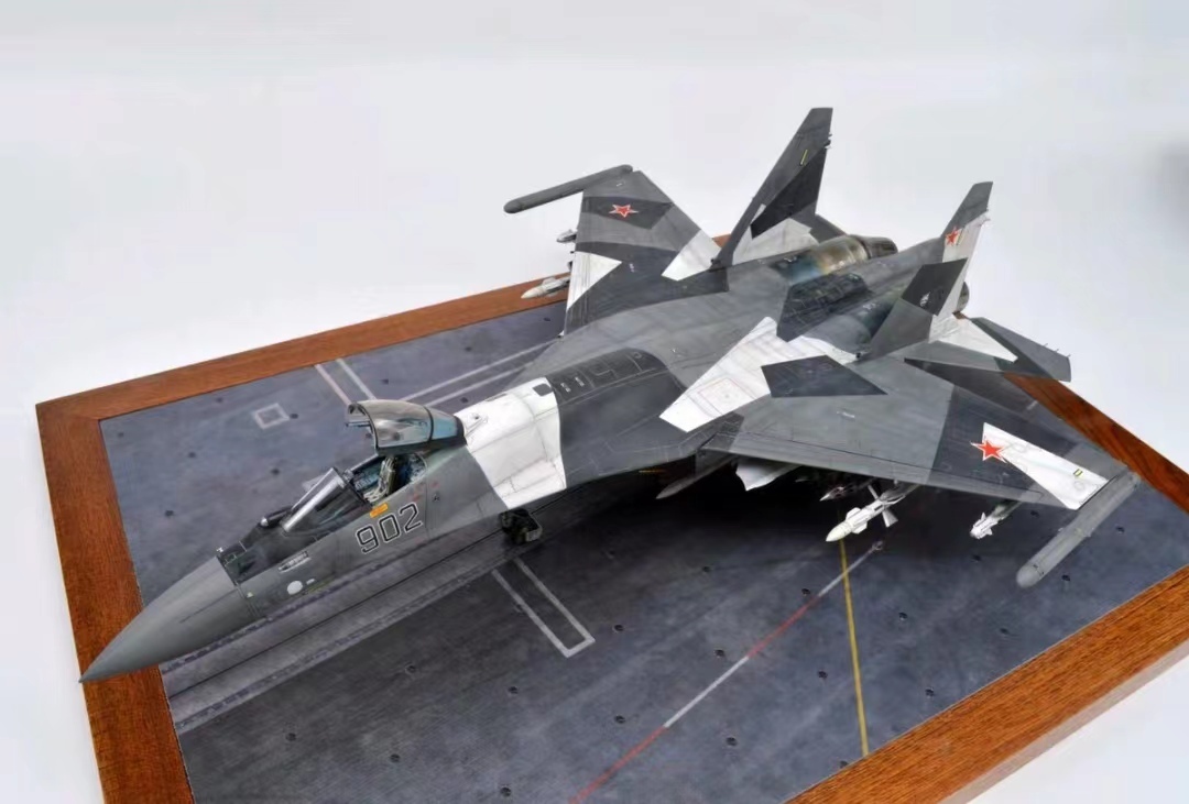 1/48 रूसी वायु सेना su-35s नंबर 902 को इकट्ठा और चित्रित किया गया तैयार उत्पाद, प्लास्टिक मॉडल, हवाई जहाज, तैयार उत्पाद