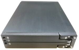 内蔵リムーバブルケース　2.5インチ SSD HDD DIRAC DIR-2221-SATA　本体，取扱説明書、元箱　正常動作品