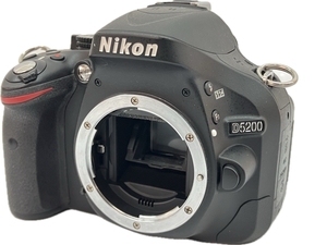 Nikon D5200 カメラ AF-S DX NIKKOR 18-55mm F3.5-5.6G VR レンズ セット おまけ付き ニコン 訳有 C8551964