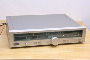 /// Onkyo FM tuner T-429R ///