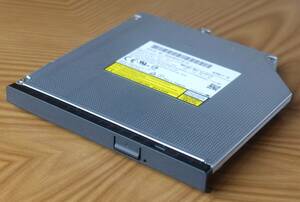DVDスーパーマルチドライブ Panasonic UJ8C0 SATA 12.7mm：動作確認済 