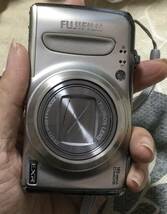 送料込　富士フィルム　FinePix　F660EXR　デジタルカメラ　ジャンク扱い_画像2